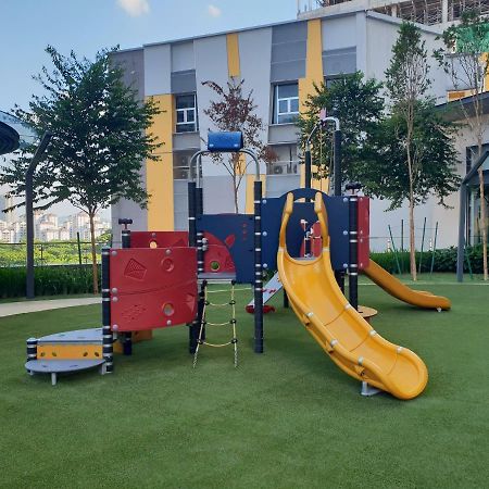 Sunway Velocity V Residence Suites Kuala Lumpur Bagian luar foto