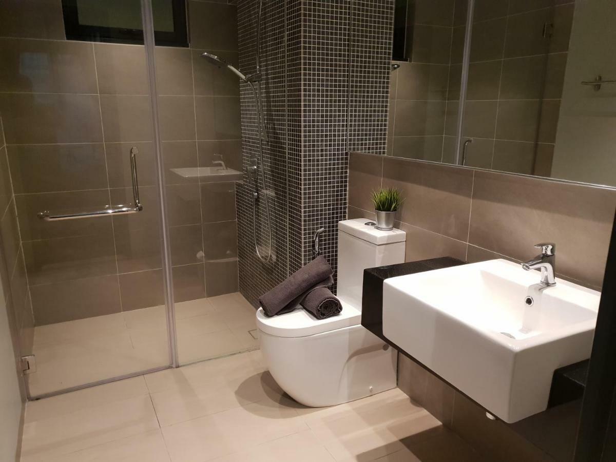 Sunway Velocity V Residence Suites Kuala Lumpur Bagian luar foto