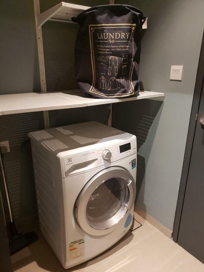 Sunway Velocity V Residence Suites Kuala Lumpur Bagian luar foto